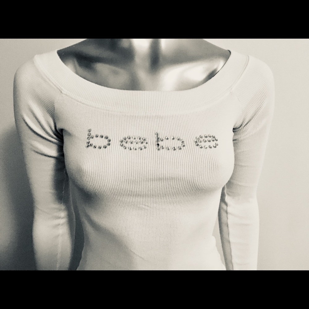 Bebe cotton rubbed studded logo l/s